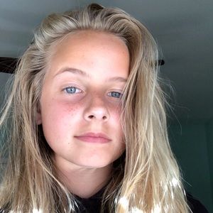 Meet your Posher, Lindsey